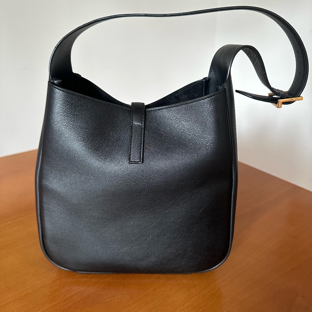 Saint Laurent Le 5 a 7 supple black - Picture 16 of 16